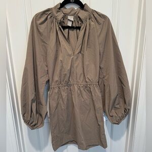 NWOT H&M Beige Dress Size XXS